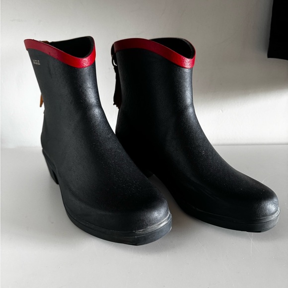 Aigle Navy Rain Boots with Red Trim, Size 37 - Picture 1 of 6